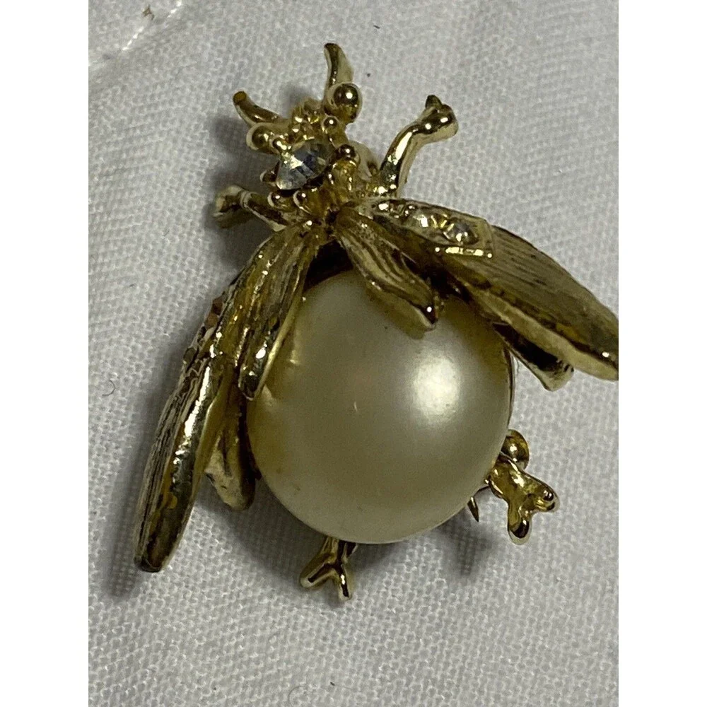 Bee Pin Gold Tone Jelly Belly Faux Pearl Rhinestone brooch Vintage